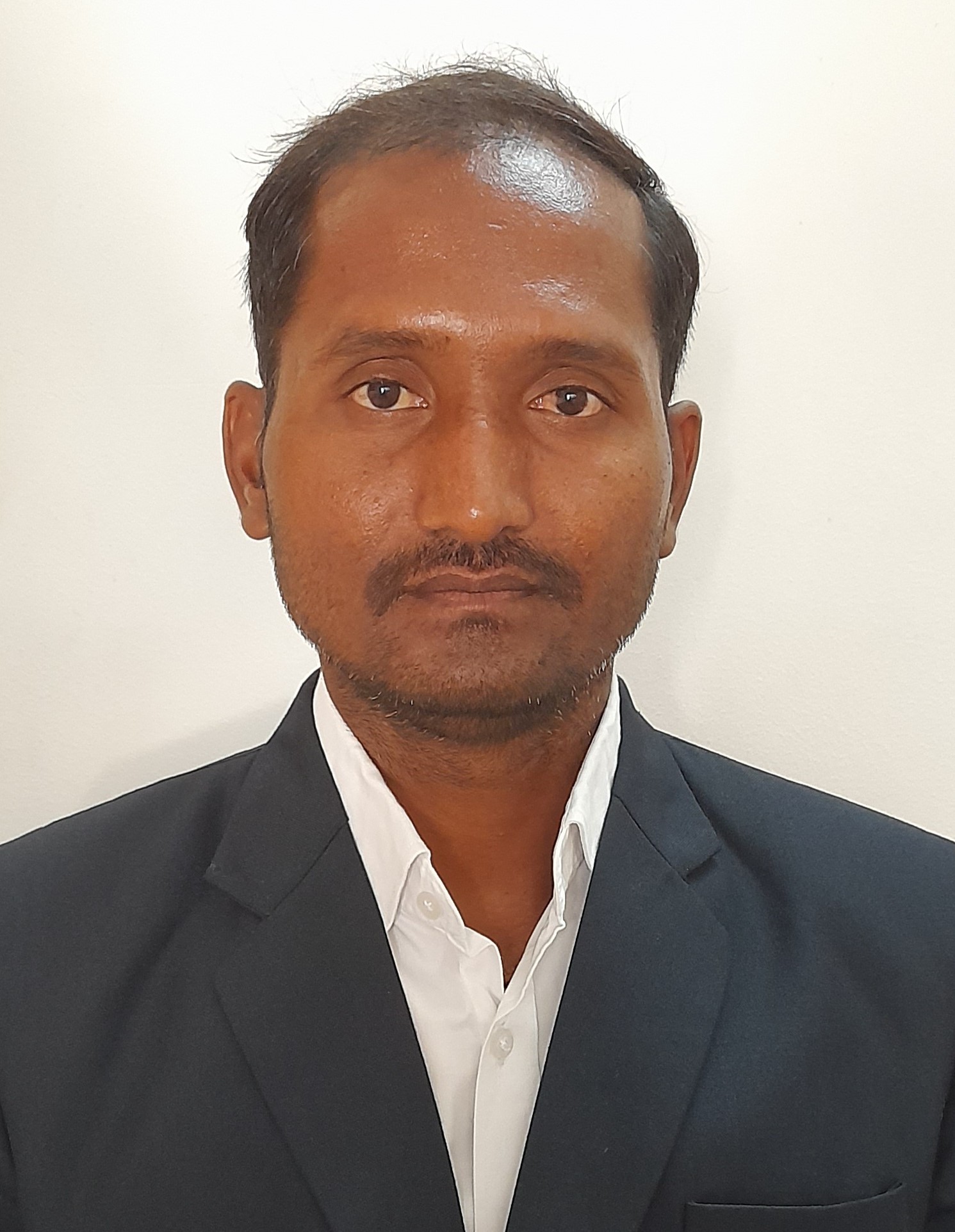 Mr. Dasganu Govindrao Hakke 